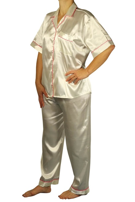 Kalipo Maxi saténové pyžamo krémová veľkosť: 3XL